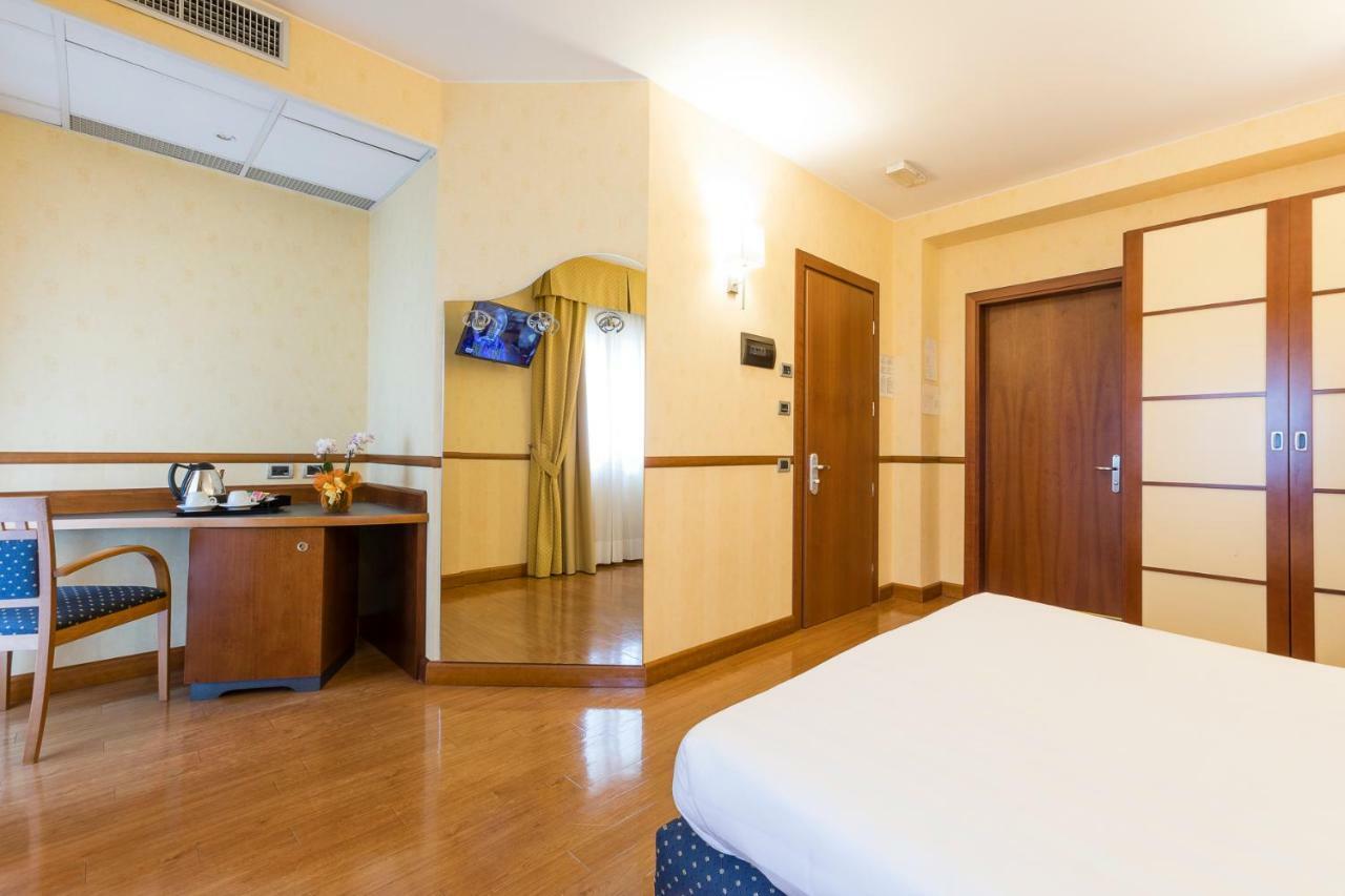 Hotel Western I Colli Macerata